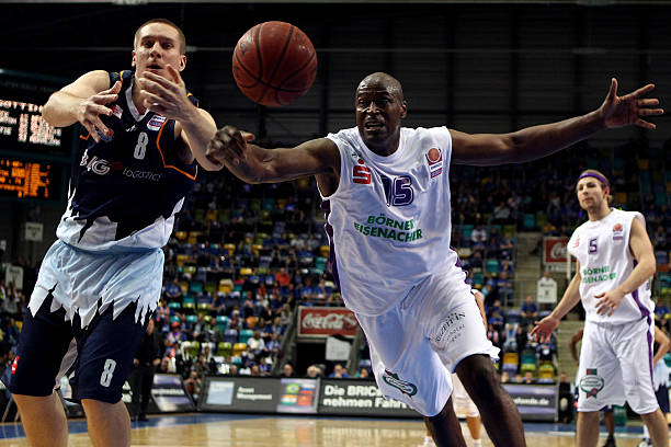 术特征与优 术特征与优