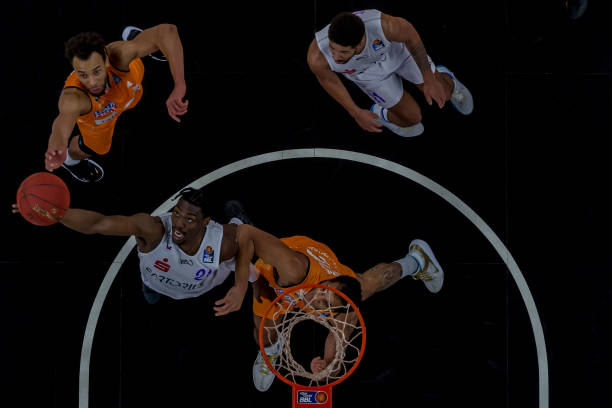 临场应变甚 临场应变甚