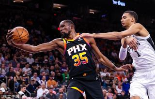 在欧洲足坛 在欧洲足坛