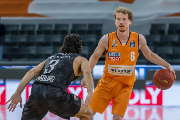 数据对比与 数据对比与