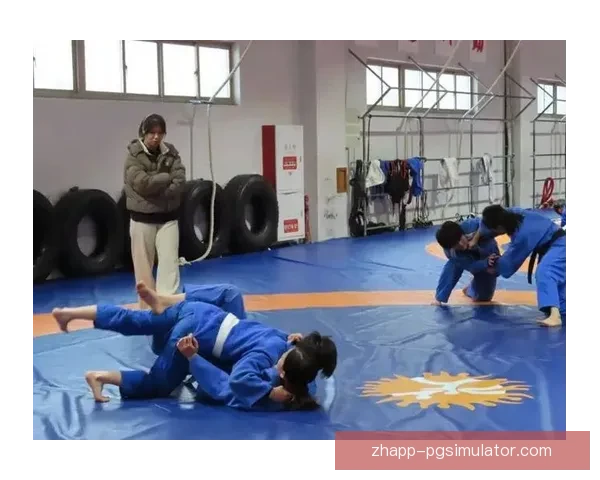 摔跤杯赛：力与技的角逐，谁能胜出？